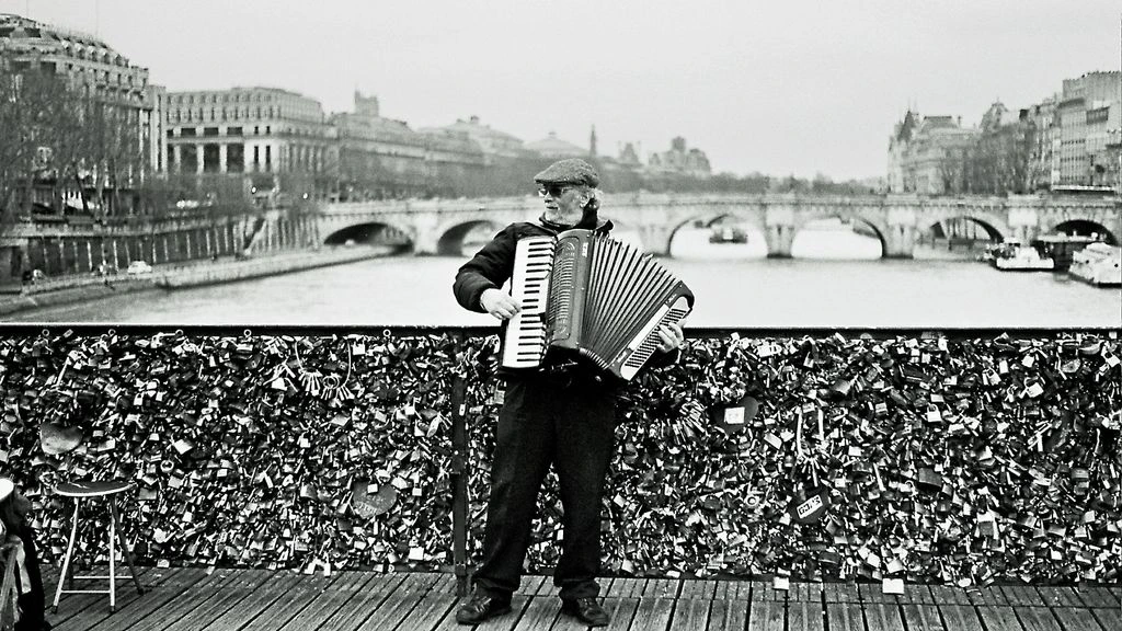 Screenshot of today's Site of the Day, Accordion Atelier Index.